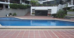 Los Ceibos – Vendo Departamento Planta Baja con Patio