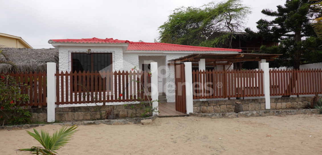 En Venta / Ayangue casa al pie del Mar