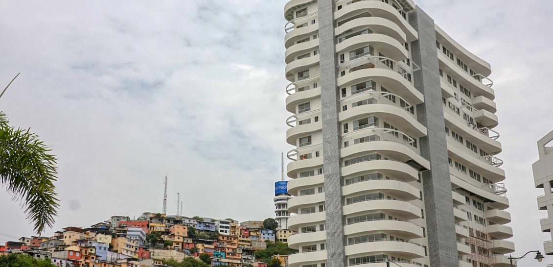 Moderno Loft por estrenar con impresionante vista al rio y a la cuidad, única oportunidad!