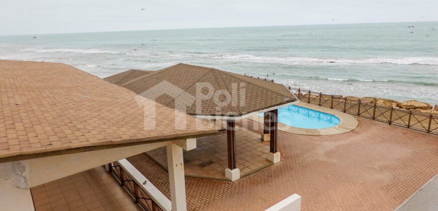 Vendo Casa  Tipo Hostal al pie del Mar en Chanduy con 9 habitaciones