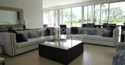 Hermosa casa de diseño en Isla Mocolí