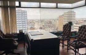 VENDO OFICINA DE 112 MTS EN PRIVILEGIADO SECTOR CENTRICO DE GUAYAQUIL