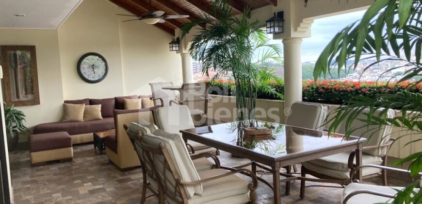 Vendo Amplio Departamento de 460 m² Tipo Penthouse