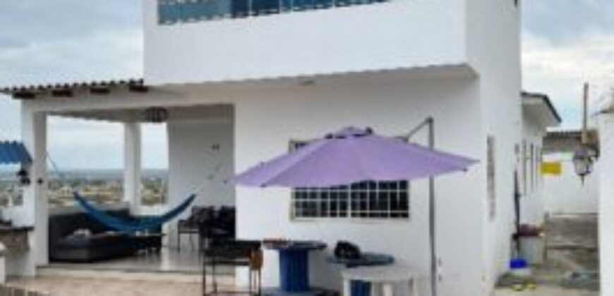 CASA EN VENTA EN PUNTA BLANCA