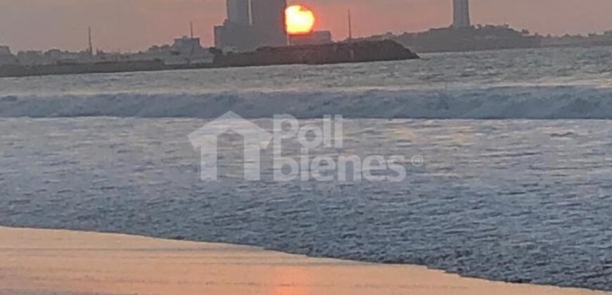 EN VENTA EN TOWNHOUSE PUNTA BLANCA