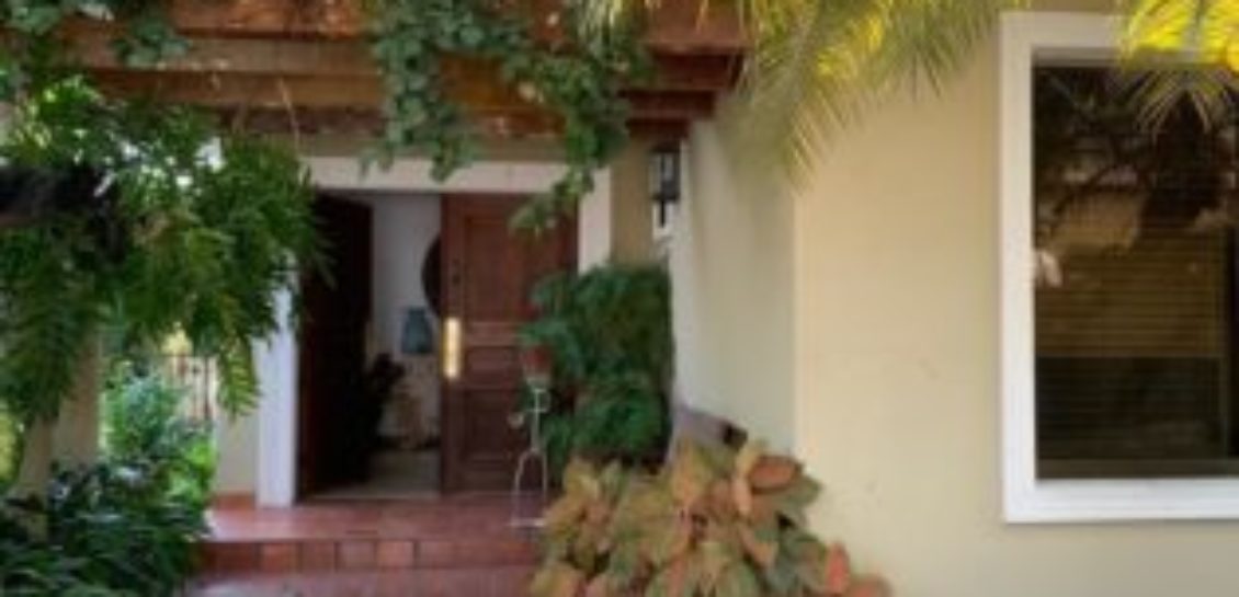 EN VENTA HERMOSA CASA EN CEIBOS