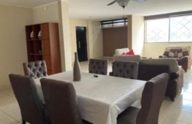 EN VENTA LINDO DEPARTAMENTO PLANTA BAJA EN URDESA