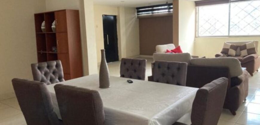 EN VENTA LINDO DEPARTAMENTO PLANTA BAJA EN URDESA