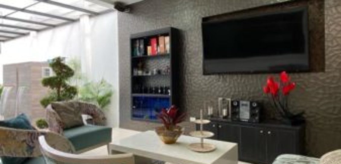 Ciudad Celeste, La Arboletta, Casa de Venta Estilo Moderno.