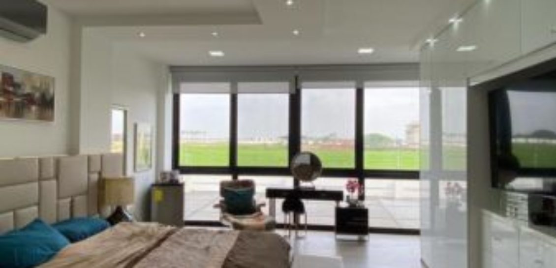 Ciudad Celeste, La Arboletta, Casa de Venta Estilo Moderno.