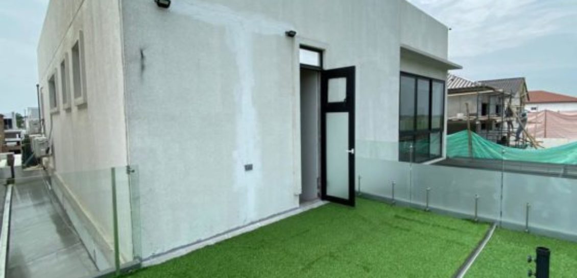 Ciudad Celeste, La Arboletta, Casa de Venta Estilo Moderno.