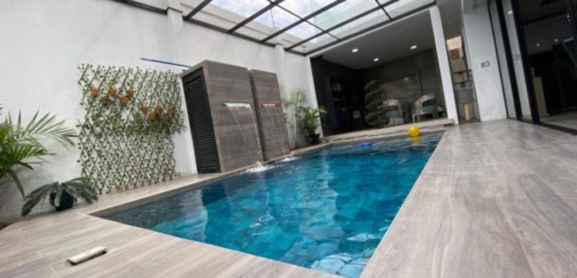 Ciudad Celeste, La Arboletta, Casa de Venta Estilo Moderno.