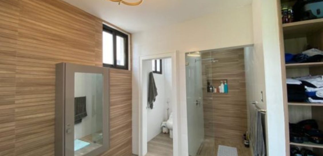 Ciudad Celeste, La Arboletta, Casa de Venta Estilo Moderno.