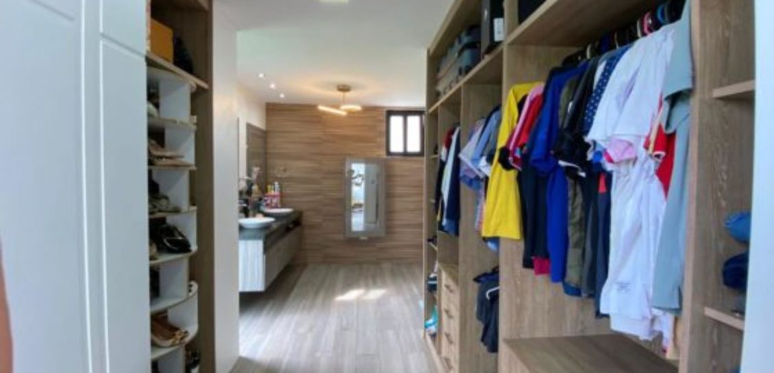 Ciudad Celeste, La Arboletta, Casa de Venta Estilo Moderno.