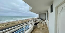 Punta Carnero, departamento de venta frente al mar