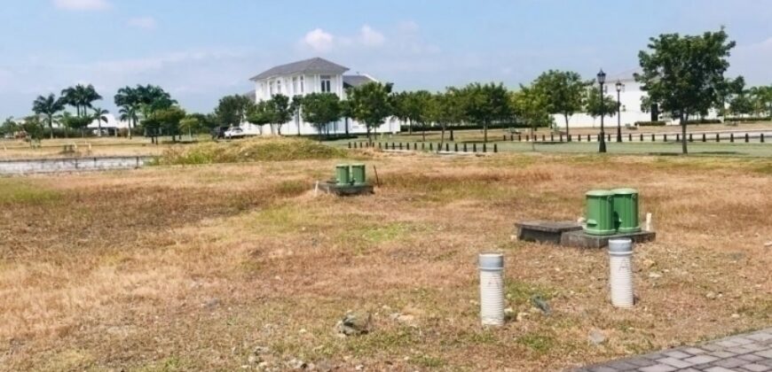 Construye y Personaliza Tu Nueva Casa en La Mejor Urbanizacion con Vista Al Lago