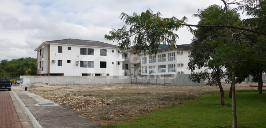 Terreno Multifamiliar urbanización Punta Esmeralda Km. 14 vía a la costa