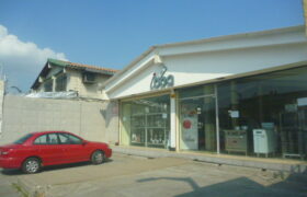 Local de venta Av. C.L. Plaza Dañin 420 m2