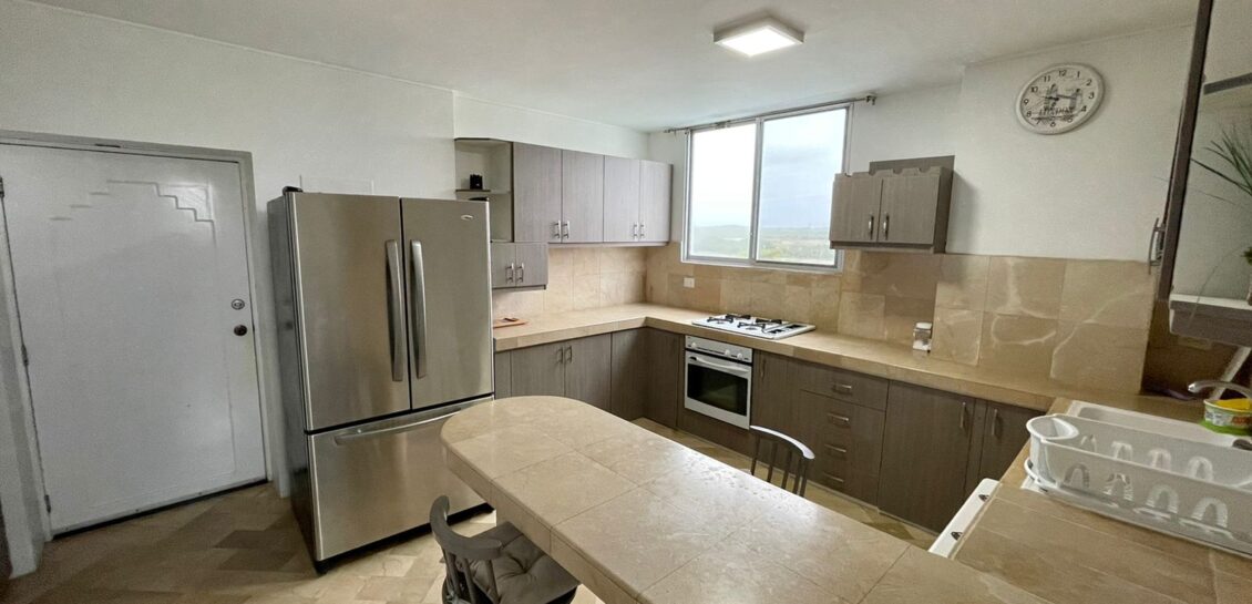 Punta Carnero, departamento de venta frente al mar