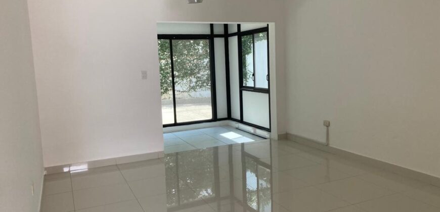 Alquilo Casa Km².5 Vía a Samborondon