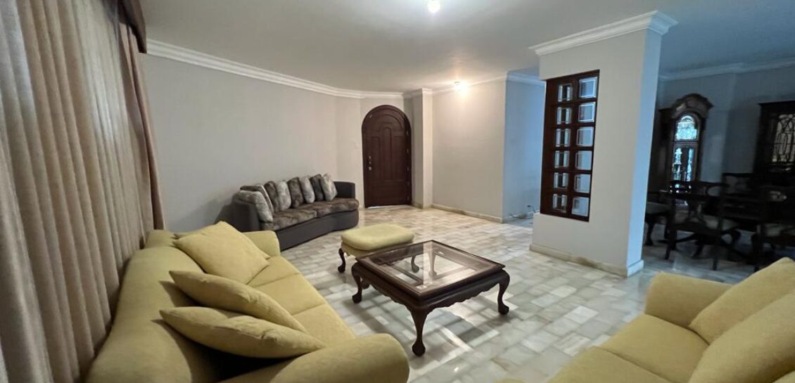 EN VENTA DEPARTAMENTO REMODELADO EN SANTA CECILIA