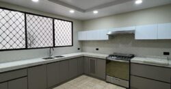 EN VENTA DEPARTAMENTO REMODELADO EN SANTA CECILIA