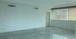 Vendo departamento de oportunidad en Puerto azul  para inversionistas en excelente estado de mucho status, seguridad 24/7, tarjeta para ascensor