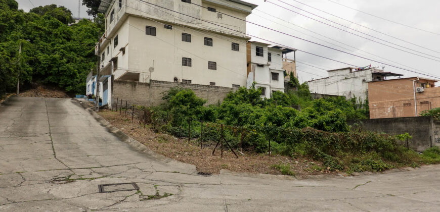Terreno en Bellavista de 358 m2 para construir condominio