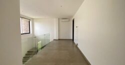 Vendo en Samborondon Km 6 Moderna y Elegante Casa de 3 Dorm.