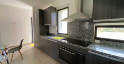 Vendo en Samborondon Km 6 Moderna y Elegante Casa de 3 Dorm.