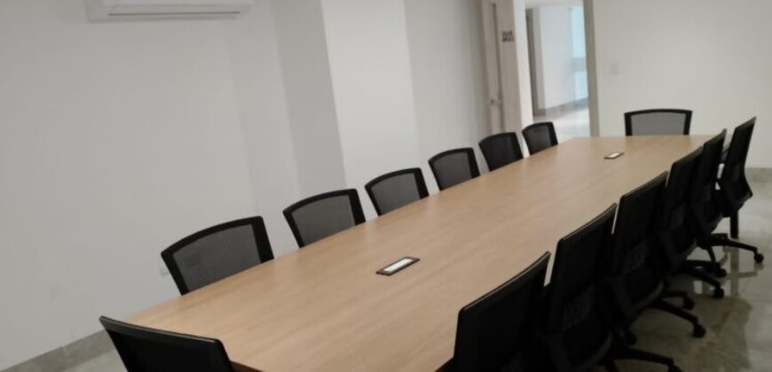 Alquilo oficina en Ciudad Millenium