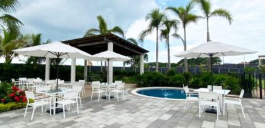 En Venta Departamento de 3 Dorm. de Estreno en Samborondon, Jardines de Parque Magno