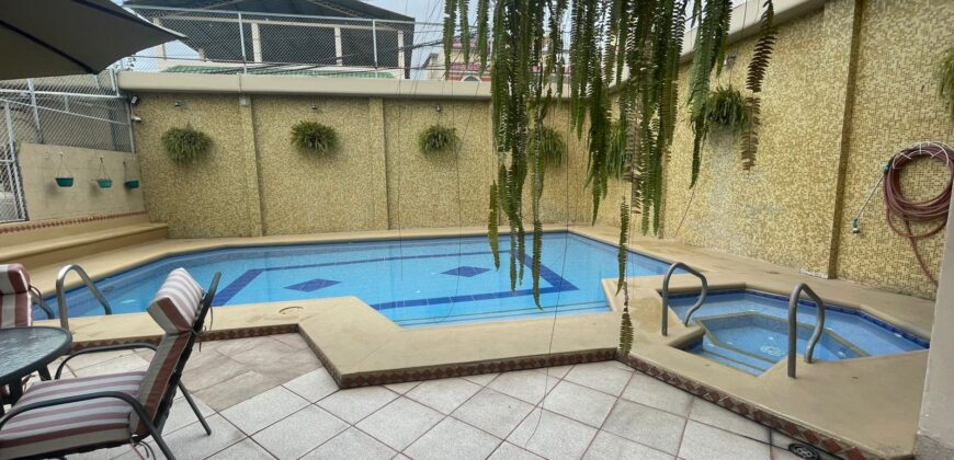 EN VENTA CASA EN LA FAE, TIENE DEPARTAMENTO Y TERRENO