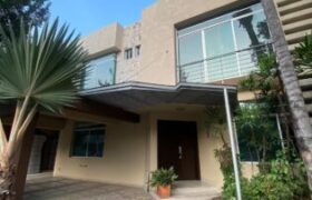 Hermosa Casa en Venta, 3 dormitorios, Samborondon Km 7