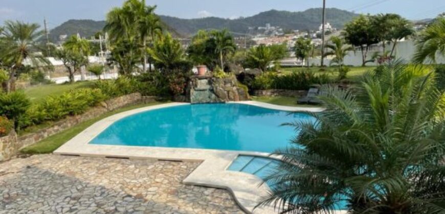 En Venta Precioso Departamento de 3 Dorm en Los Ceibos, Sector Las Cumbres