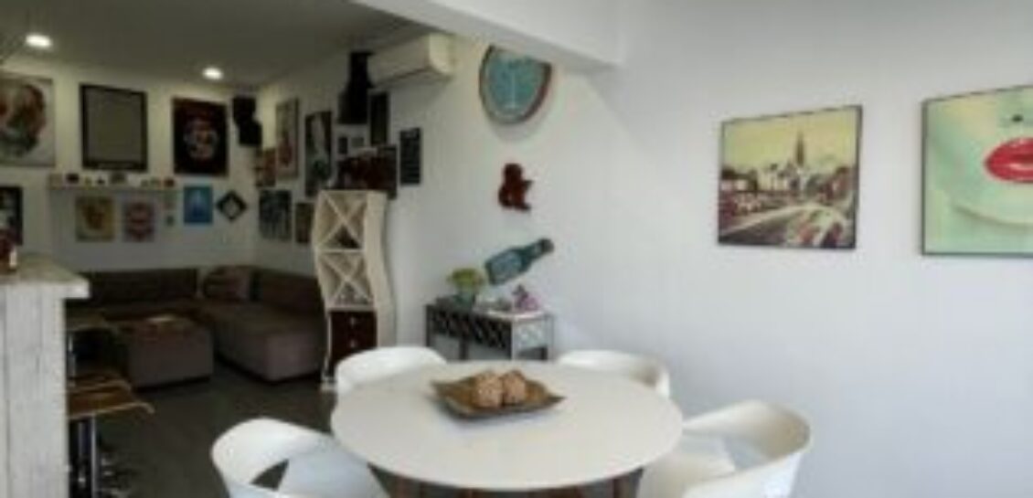 En Venta Moderna Acogedora Casa, 4 Dorm, en Km 8 Via a Samborondon