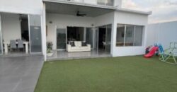 En Venta Moderna Acogedora Casa, 4 Dorm, en Km 8 Via a Samborondon