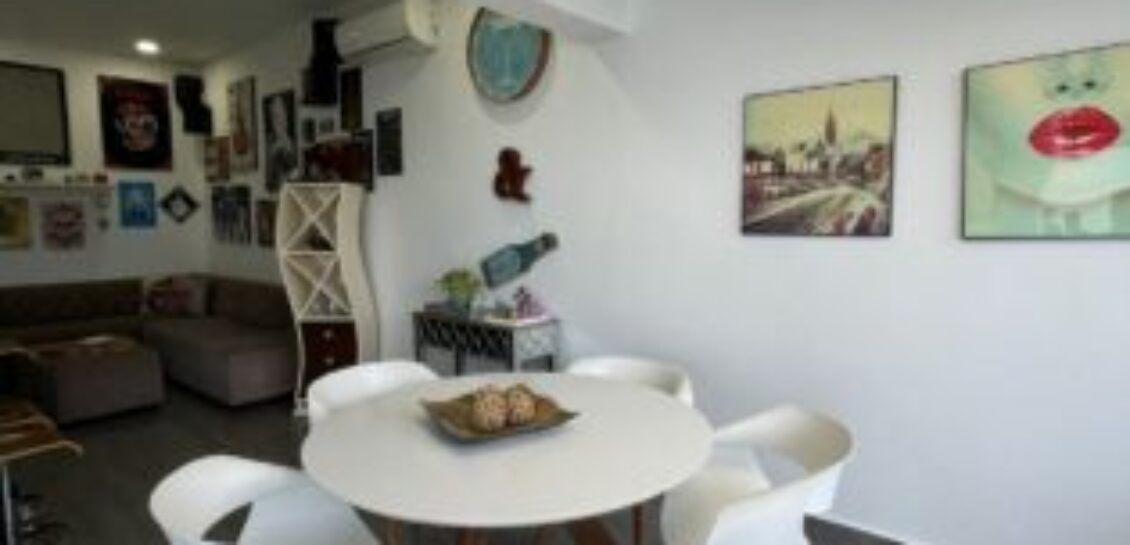 En Venta Moderna Acogedora Casa, 4 Dorm, en Km 8 Via a Samborondon