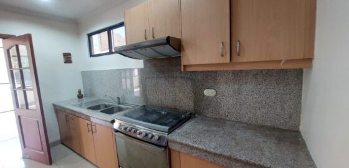 En Venta Departamento de 2 Dorm. en El Sector Olivos