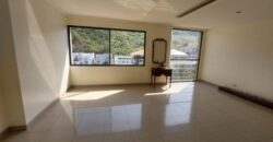 En Venta Departamento de 2 Dorm. en El Sector Olivos