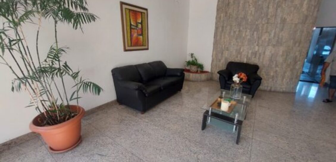 En Venta Departamento de 2 Dorm. en El Sector Olivos