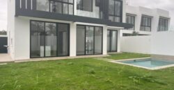 En Venta Hermosa y Moderna Casa de 4 Dorm. en Isla Mocolí