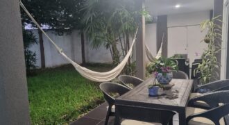 Casa en Venta de 3 Dorm, Ubicada en Primeros Kilóm de Samborondón