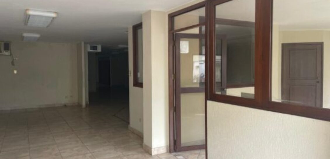 En Venta Oficina en El Centro de Guayaquil, Calle Rocafuerte