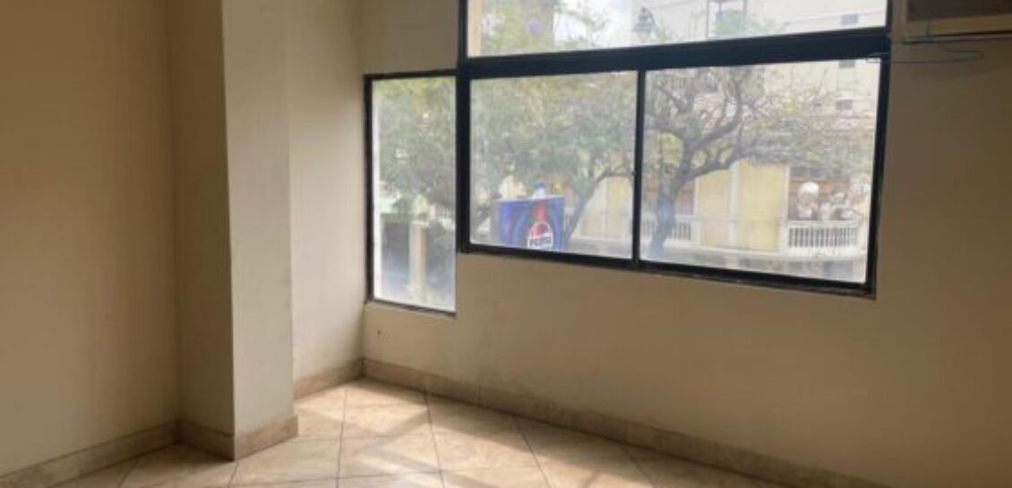 En Venta Oficina en El Centro de Guayaquil, Calle Rocafuerte