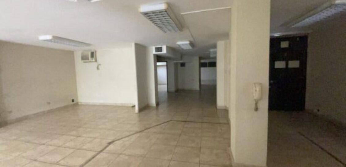 En Venta Oficina en El Centro de Guayaquil, Calle Rocafuerte