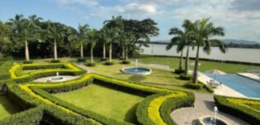 En Alquiler Exclusivo Departamento Full Amoblado de Estreno de Dos Dorm. con Vista Al Rio en Samborondon km 6