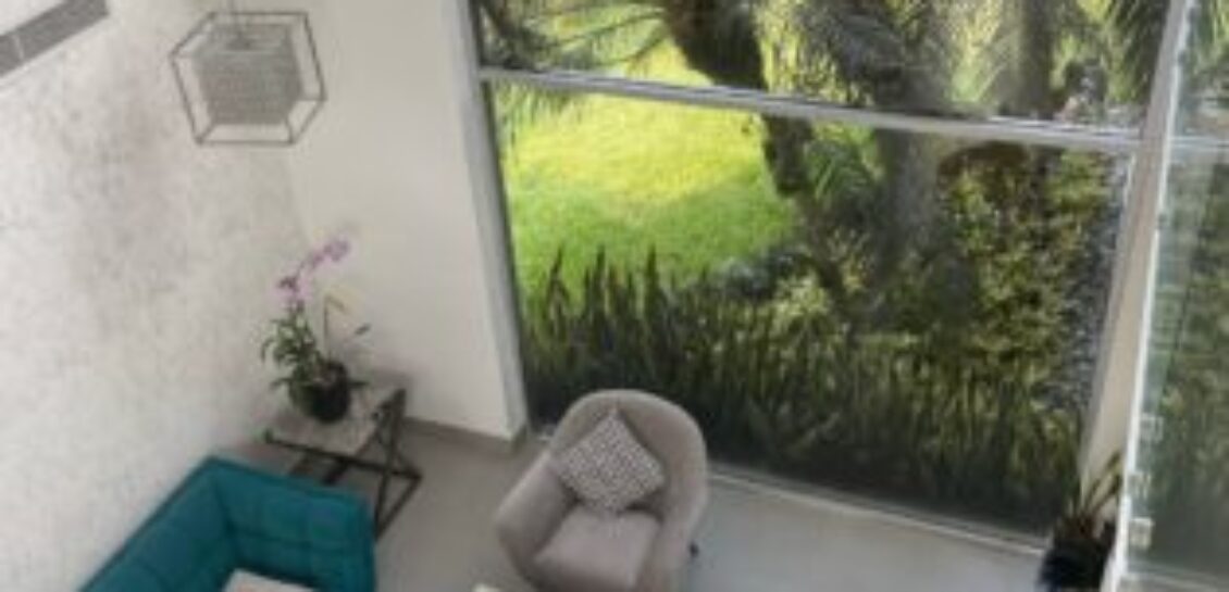 Casa en Venta de 3 Dorm. en Samborondón, Km 2,5, Sector Uees