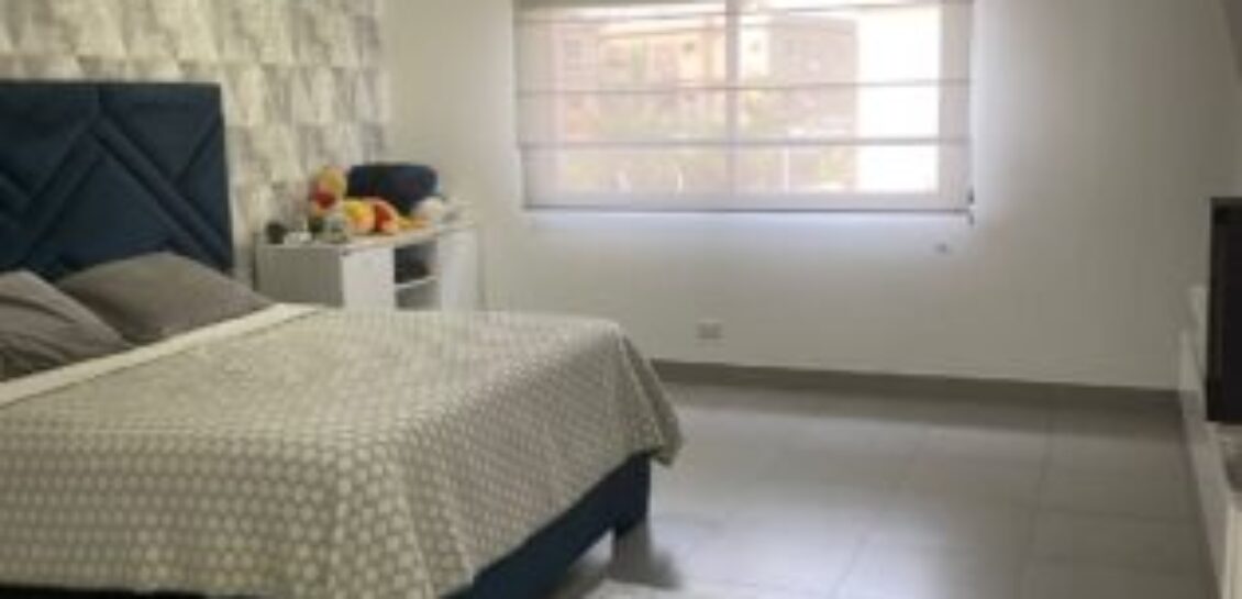 Casa en Venta de 3 Dorm. en Samborondón, Km 2,5, Sector Uees