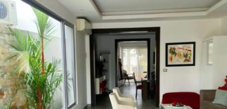 Casa en Venta en Samborondón Km7, 4 Dormitorios Amplios